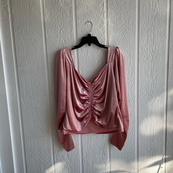 ‼️SOLD‼️Express Baby Pink Velvet L/S Ruched Top - Picture 1 of 9